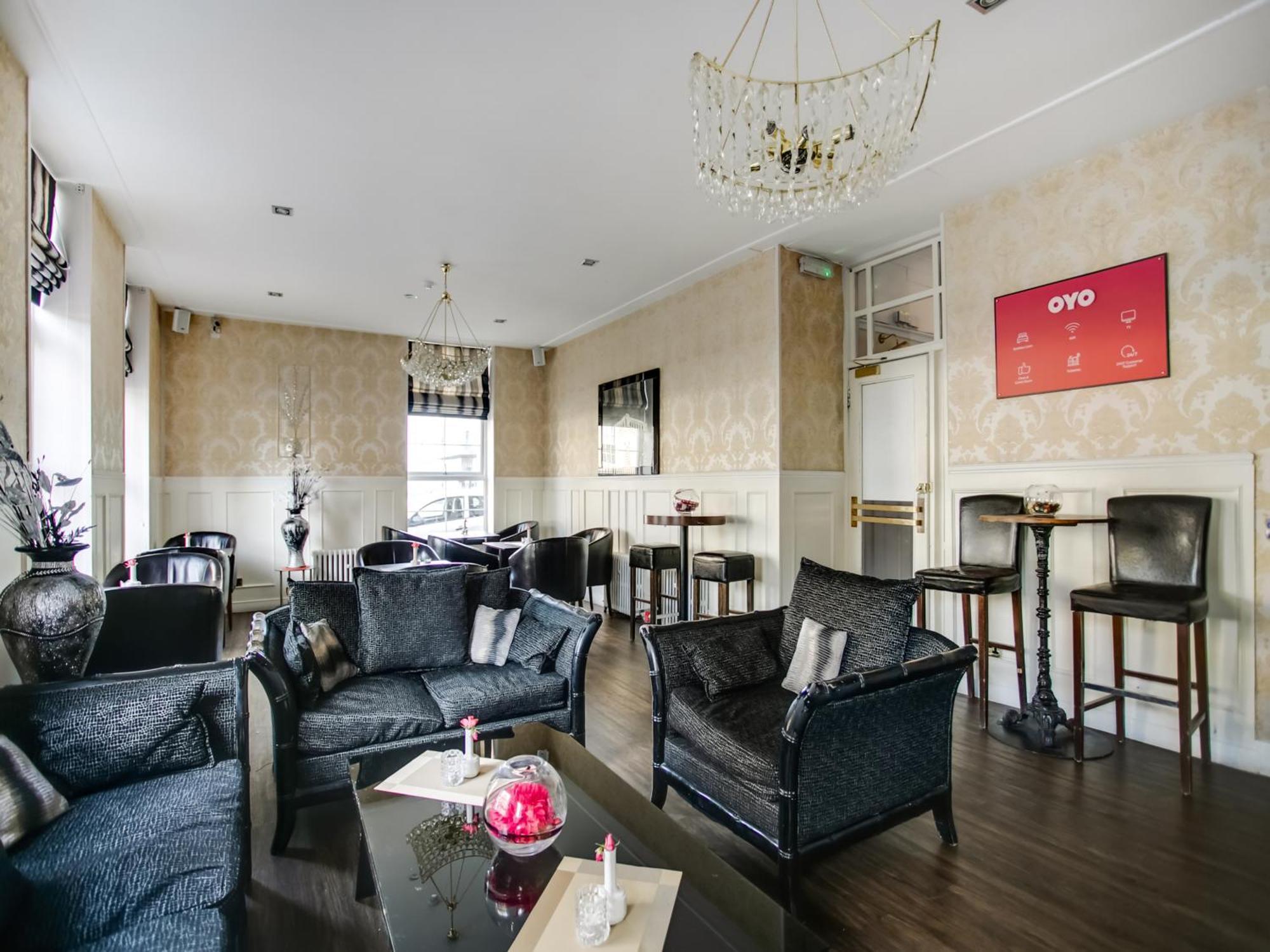 Oyo Gin House Hotel Greenock Exterior foto